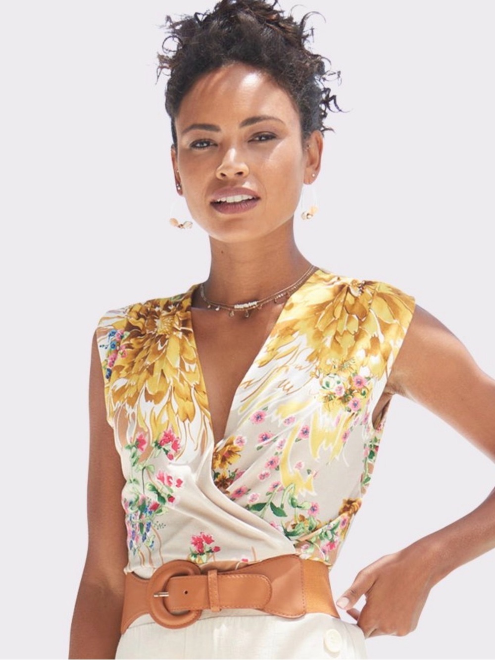 Lascana Floral V-Neck Tank Top Size: 8-10/M